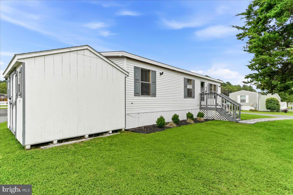 27361 Dinghy Rd Property Photo 27