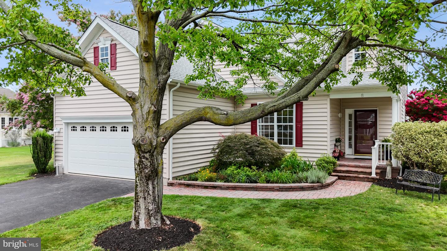 8 Wauwinet Ct Property Photo 2