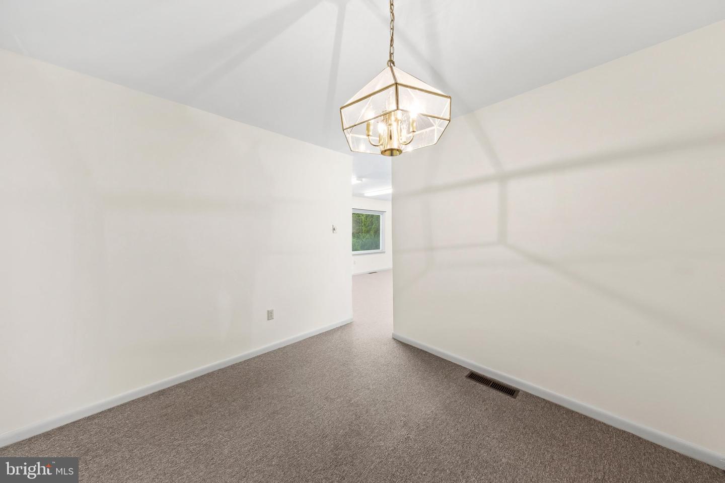 3 Delaware Ave Property Photo 15