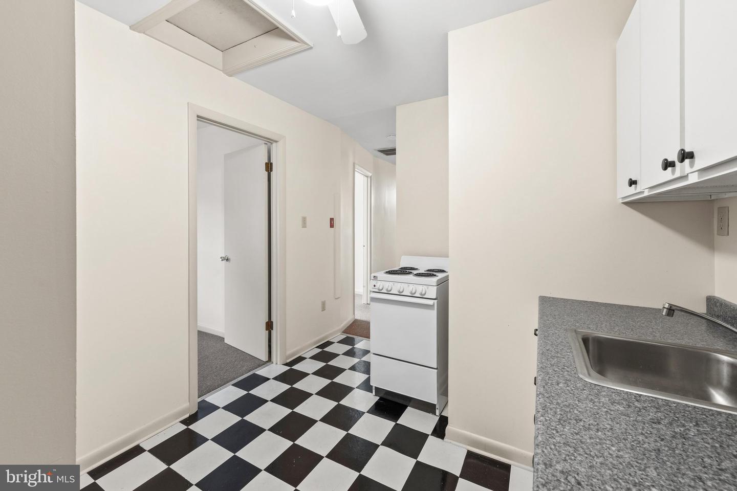 3 Delaware Ave Property Photo 21