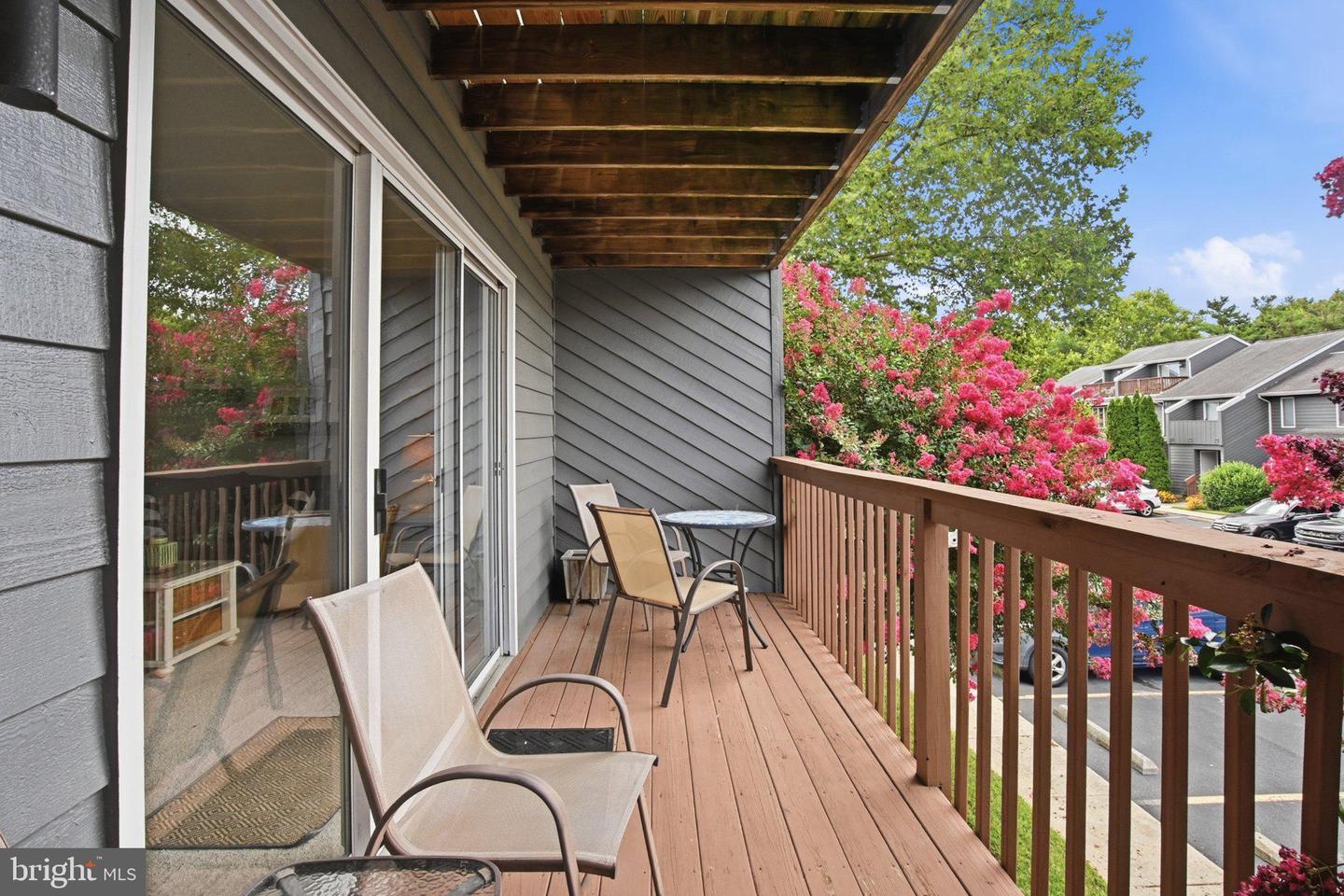 250 Sea Eagle Dr #8 Property Photo 5