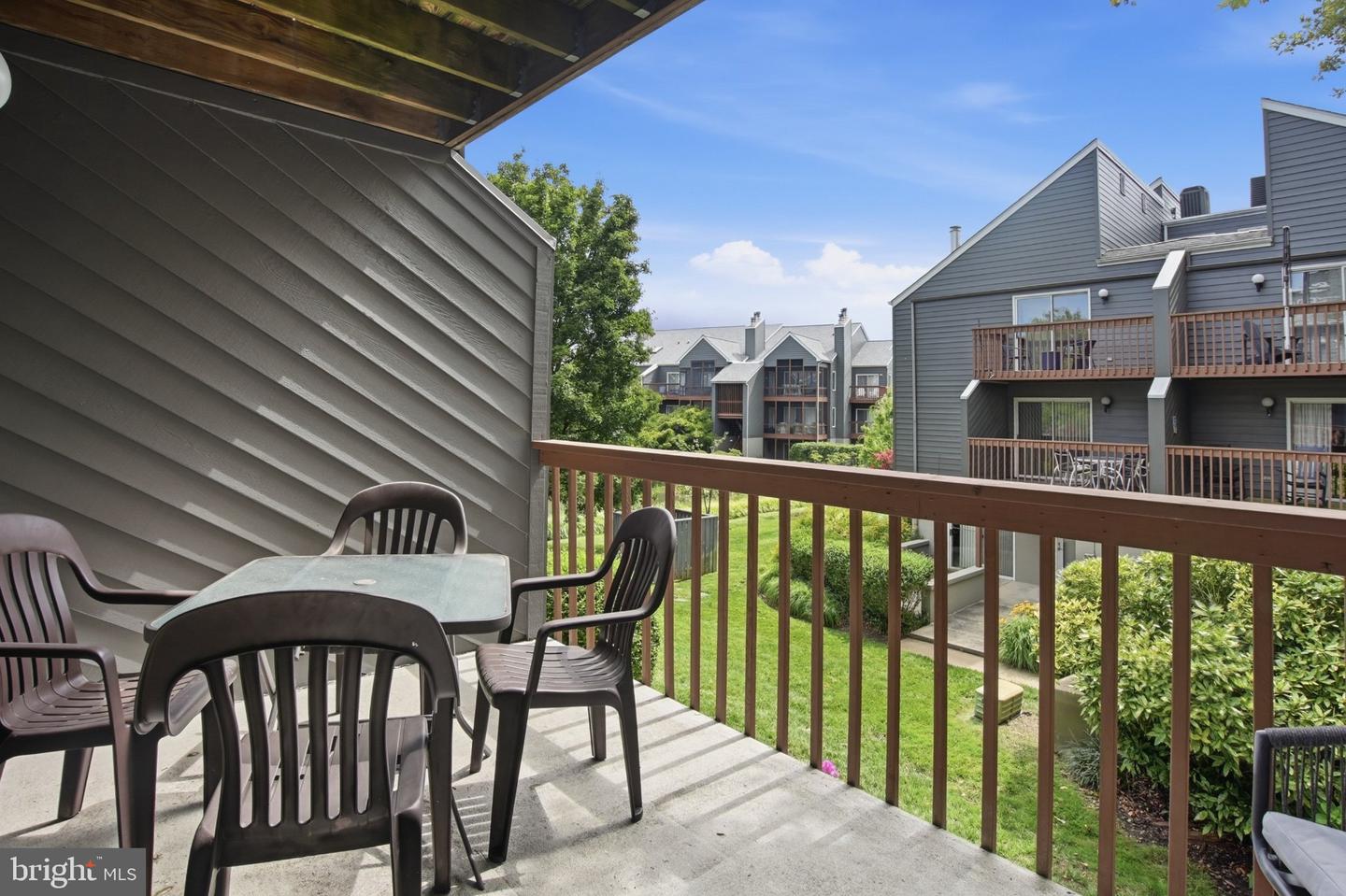 250 Sea Eagle Dr #8 Property Photo 13