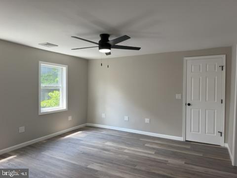 212 W 7th St Property Photo 15