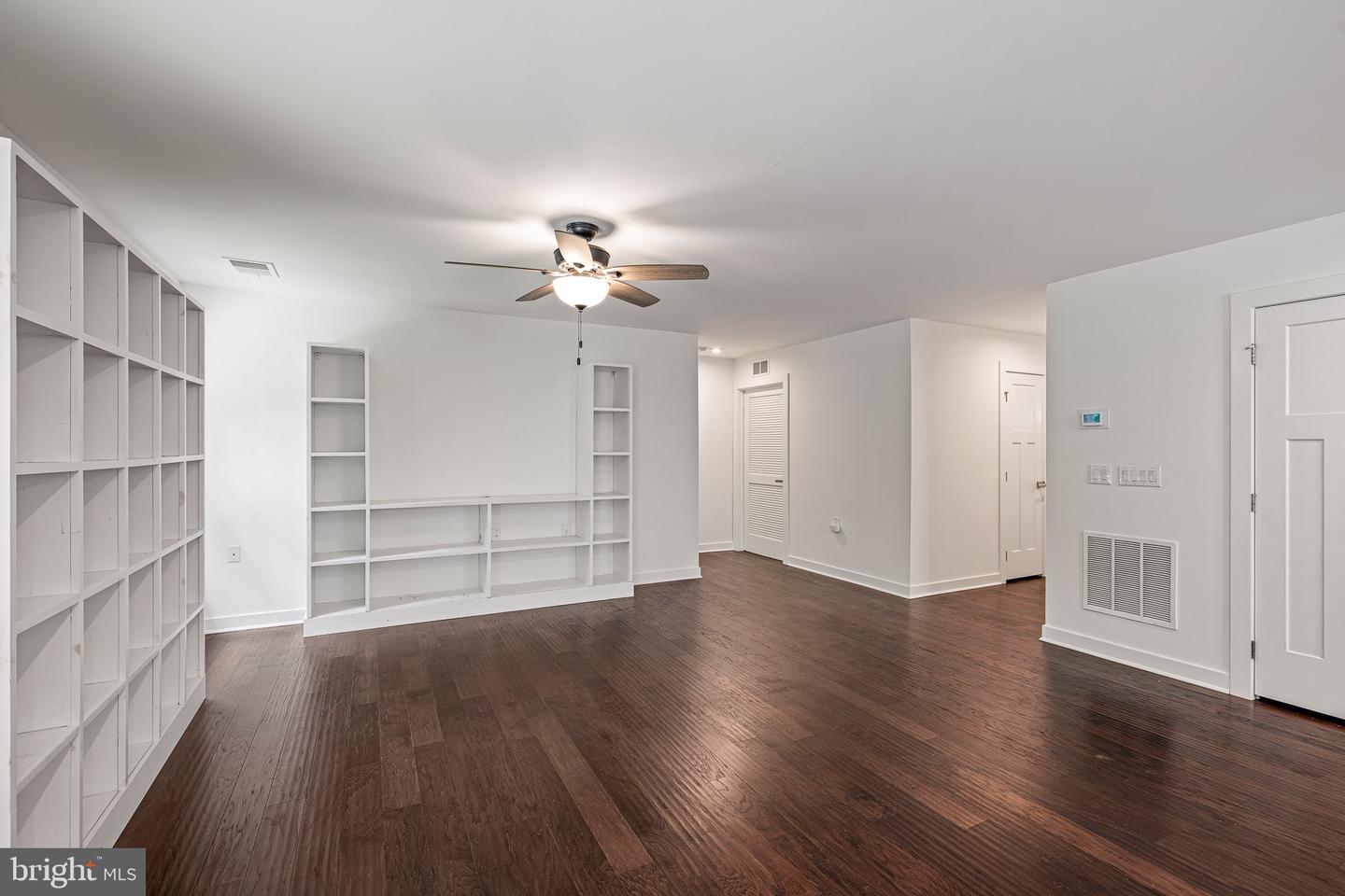 18156 Canners Ct Property Photo 7