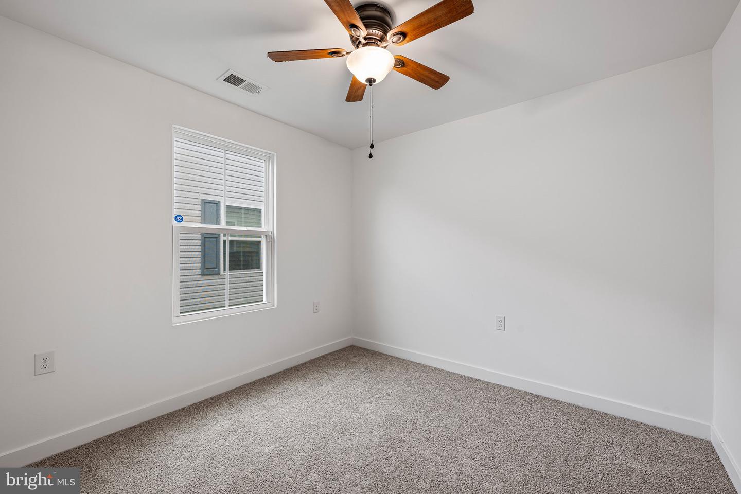 18156 Canners Ct Property Photo 14