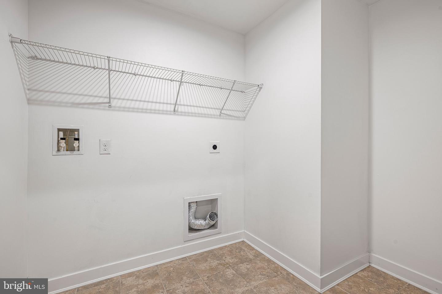 18156 Canners Ct Property Photo 20