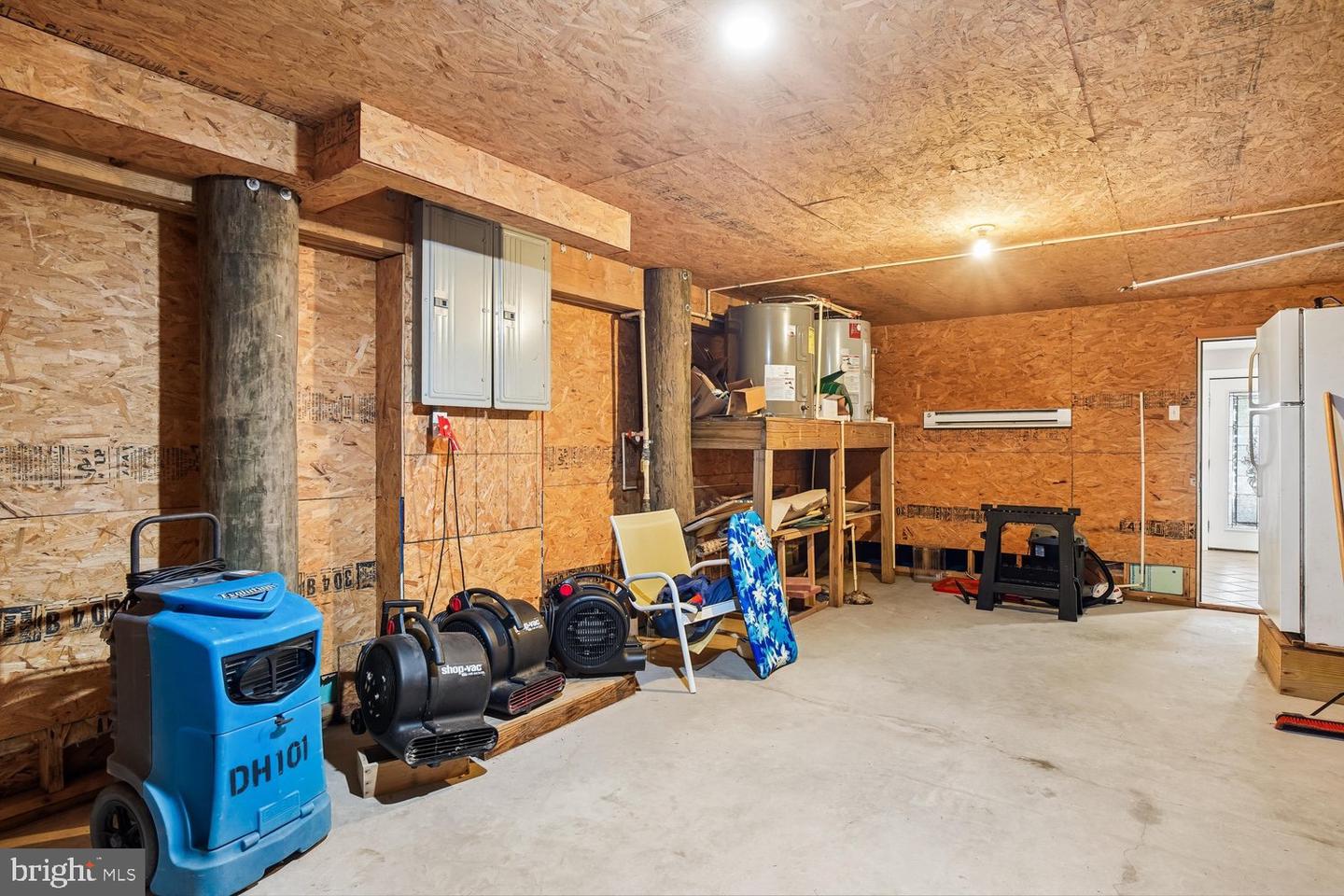 214 2nd St Property Photo 105