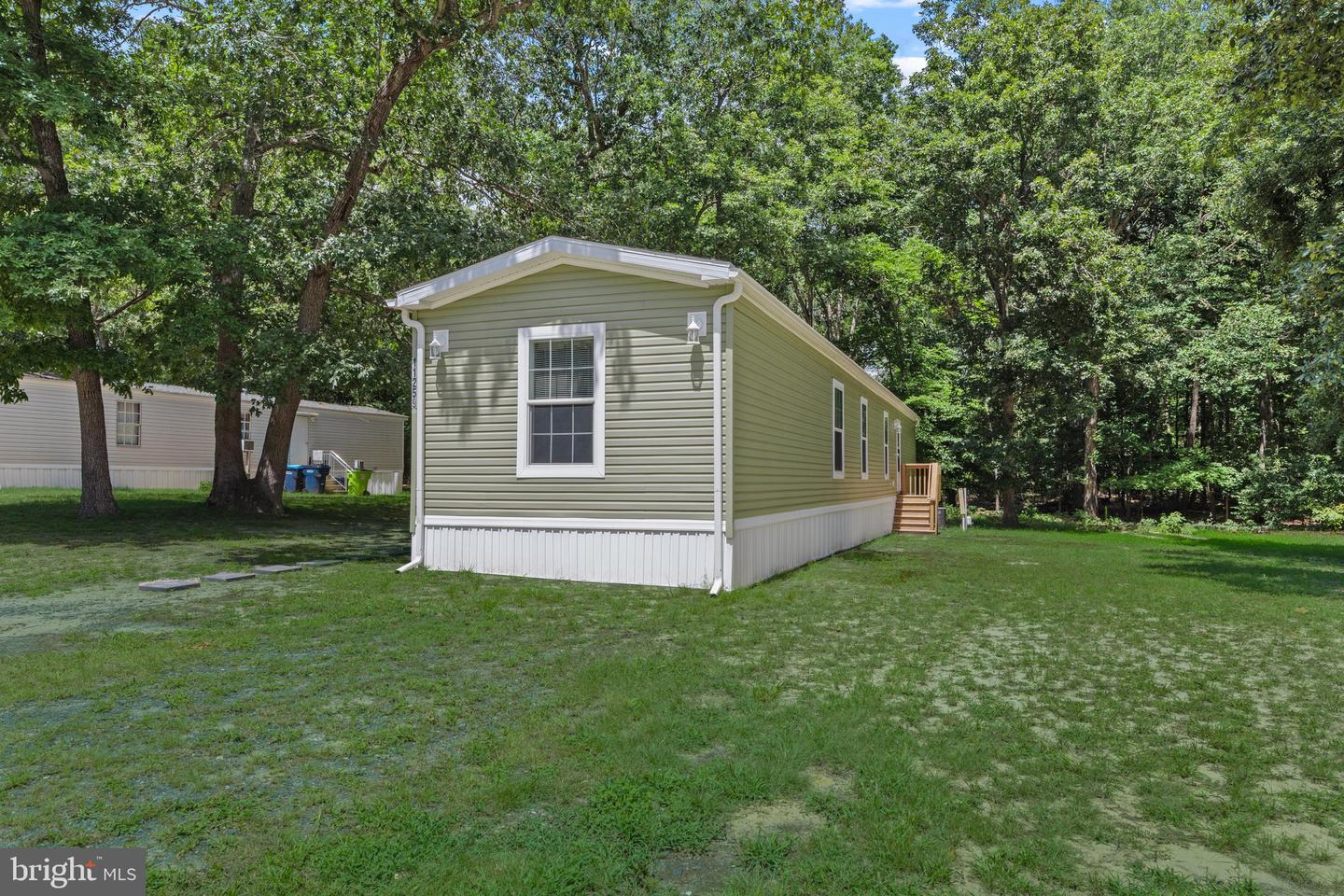11259 7th St Property Photo 3