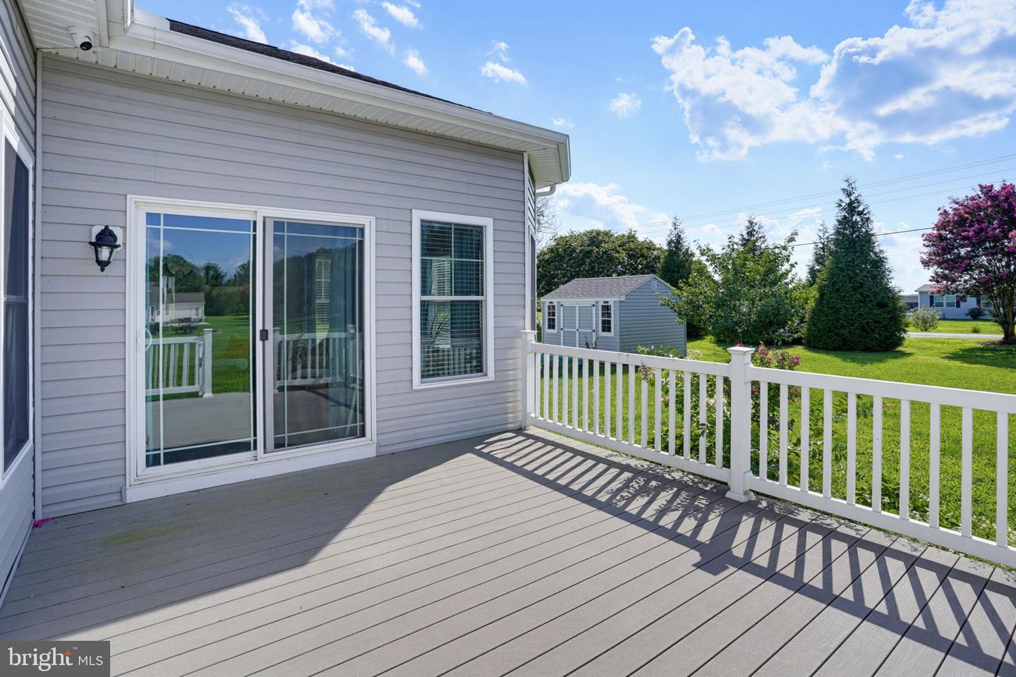 24840 Mistletoe Dr Property Photo 21