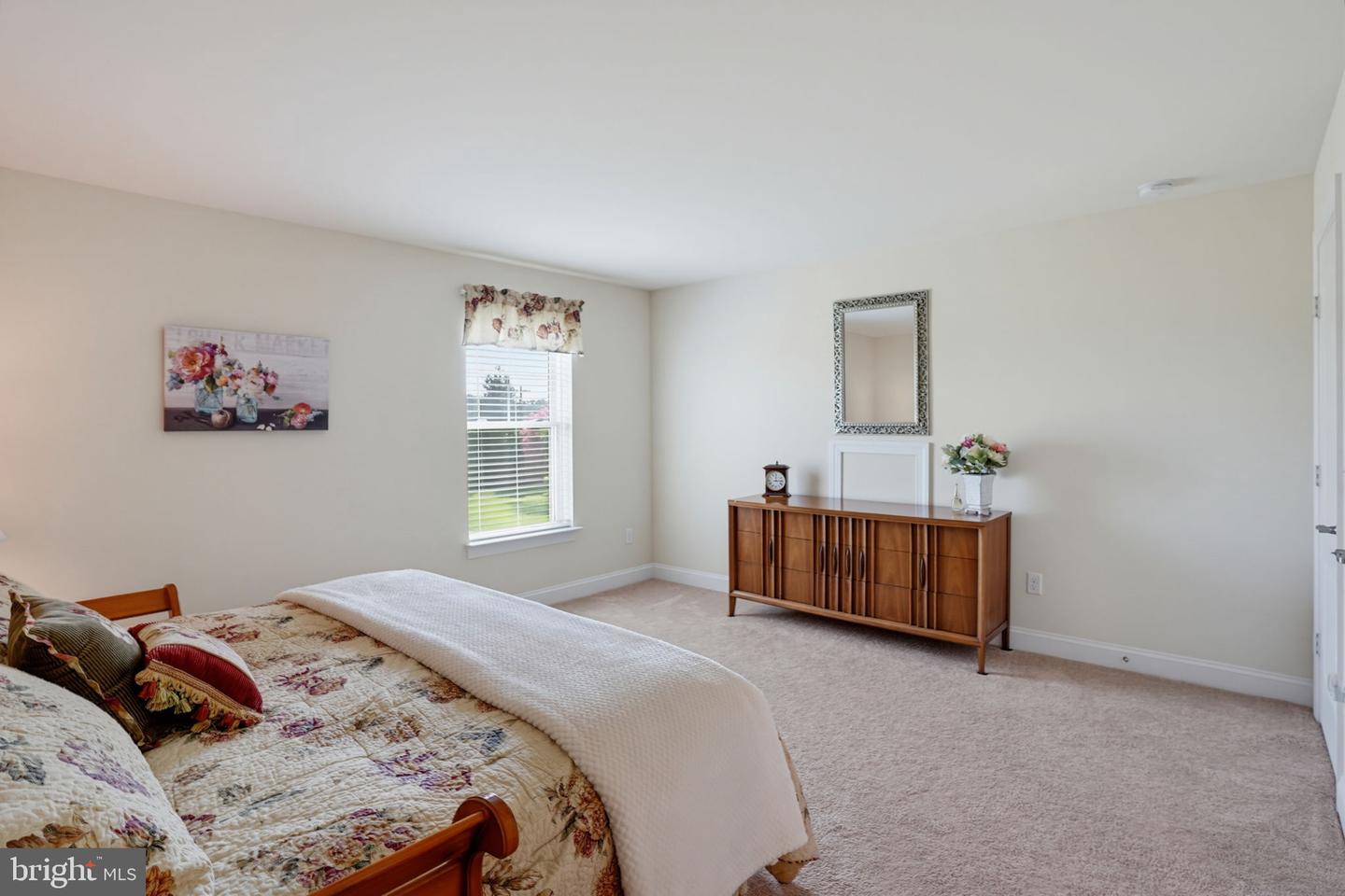 24840 Mistletoe Dr Property Photo 46