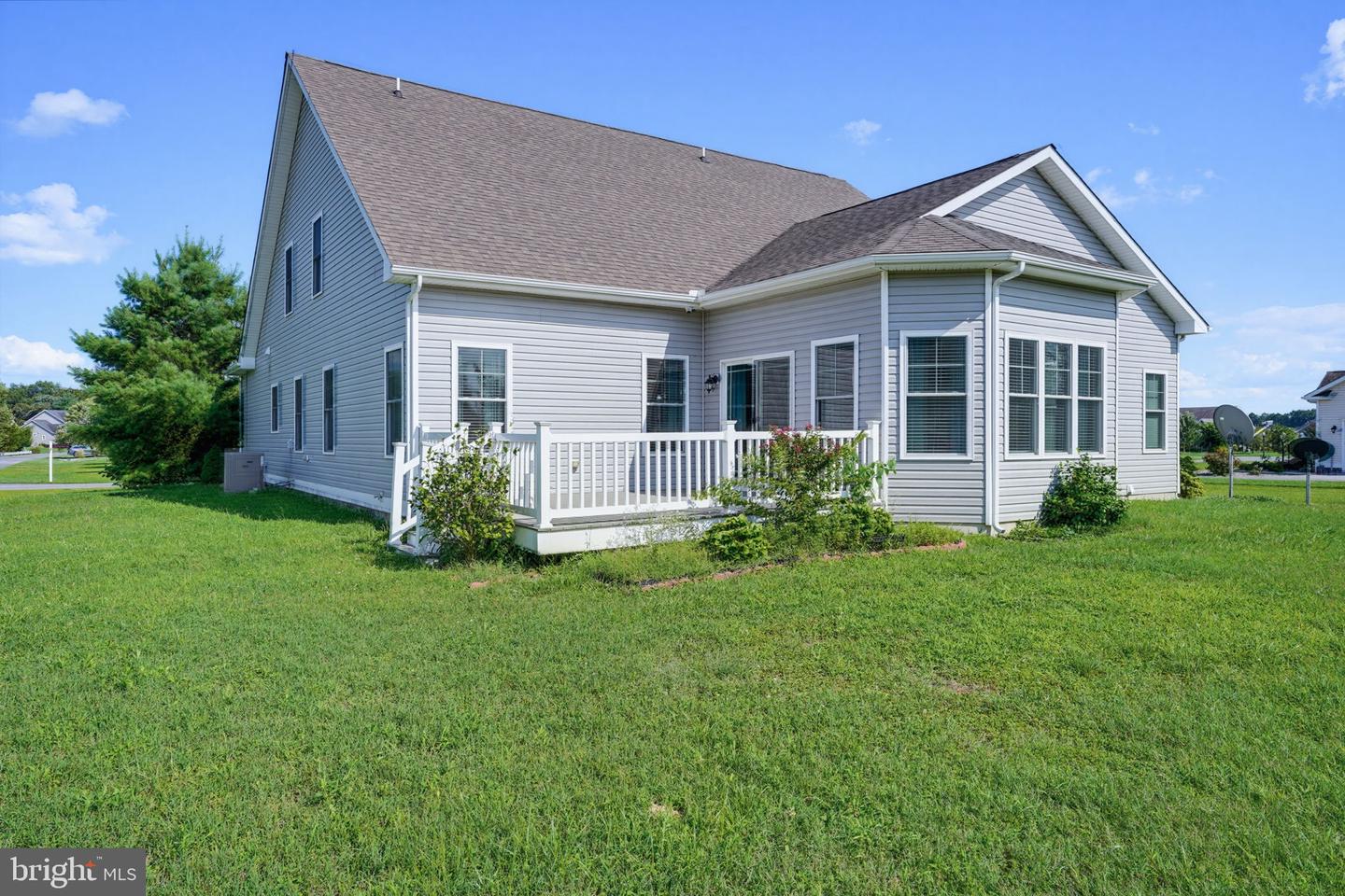 24840 Mistletoe Dr Property Photo 55