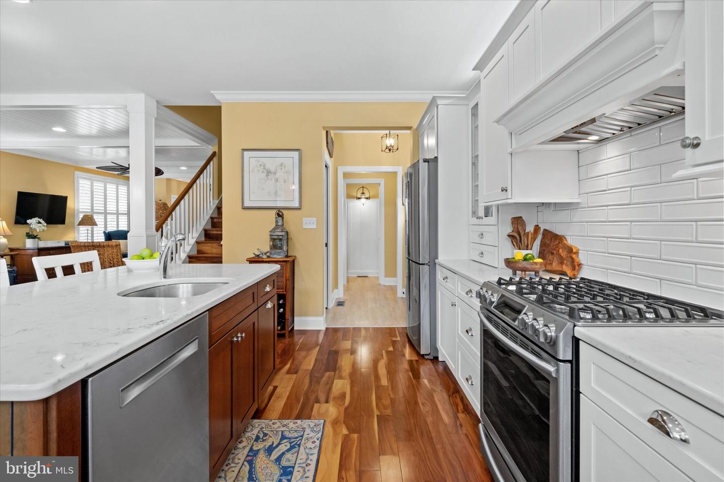 17 6th St Property Photo 13