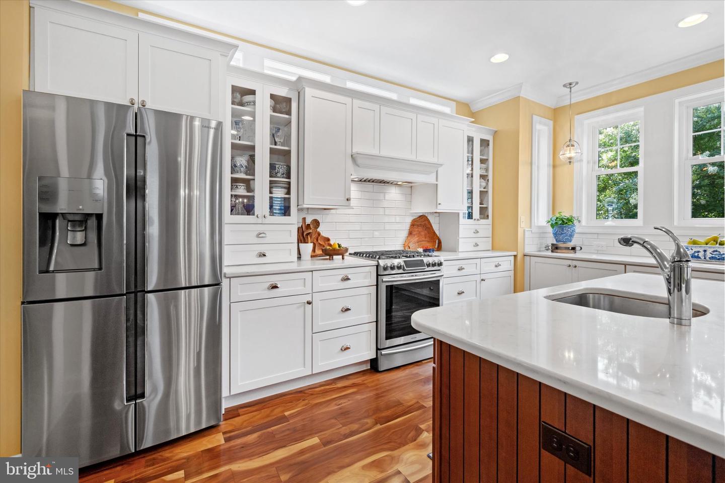 17 6th St Property Photo 16
