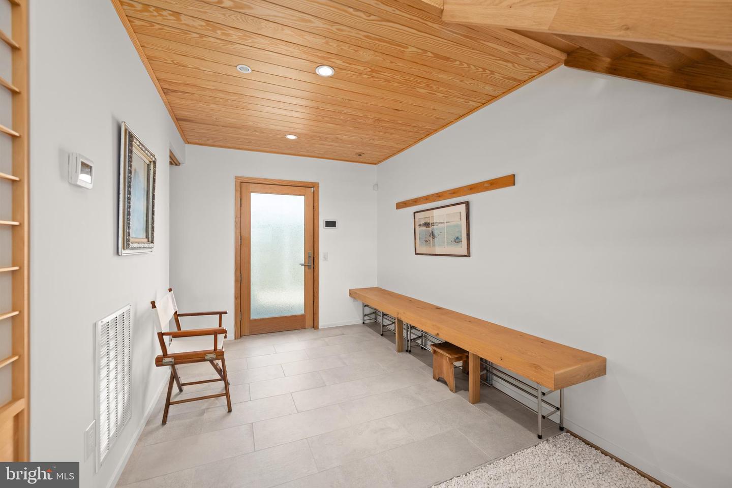 39 Pilot Pt Property Photo 42
