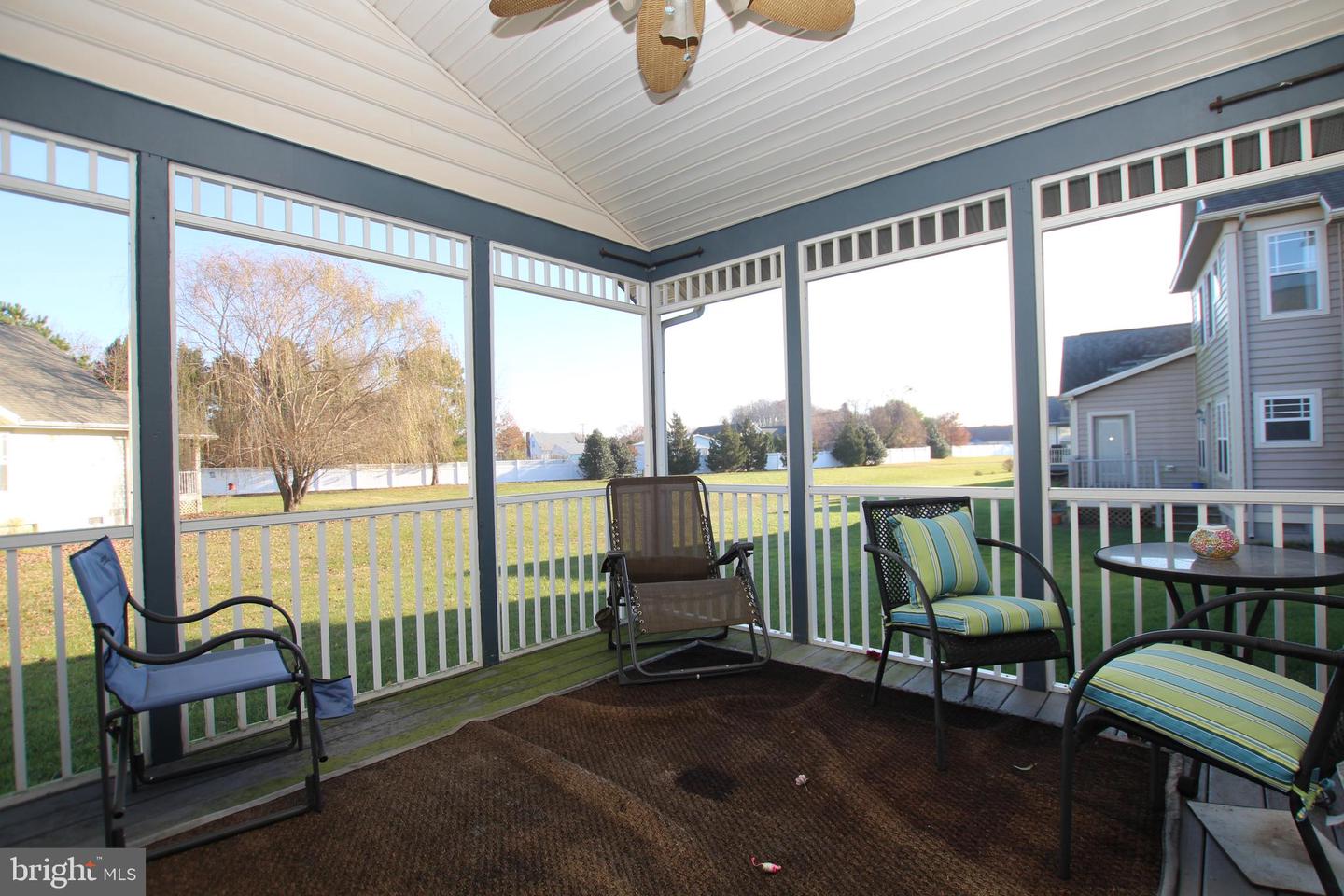 16415 John Rowland Property Photo 10