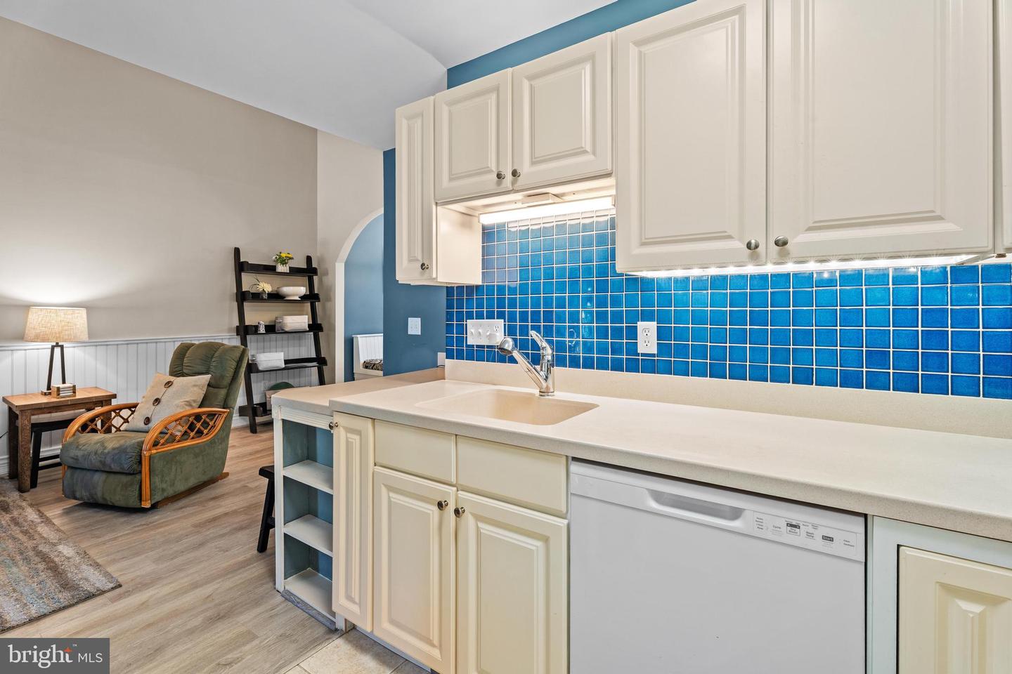 38954 Pond View Ct Property Photo 11