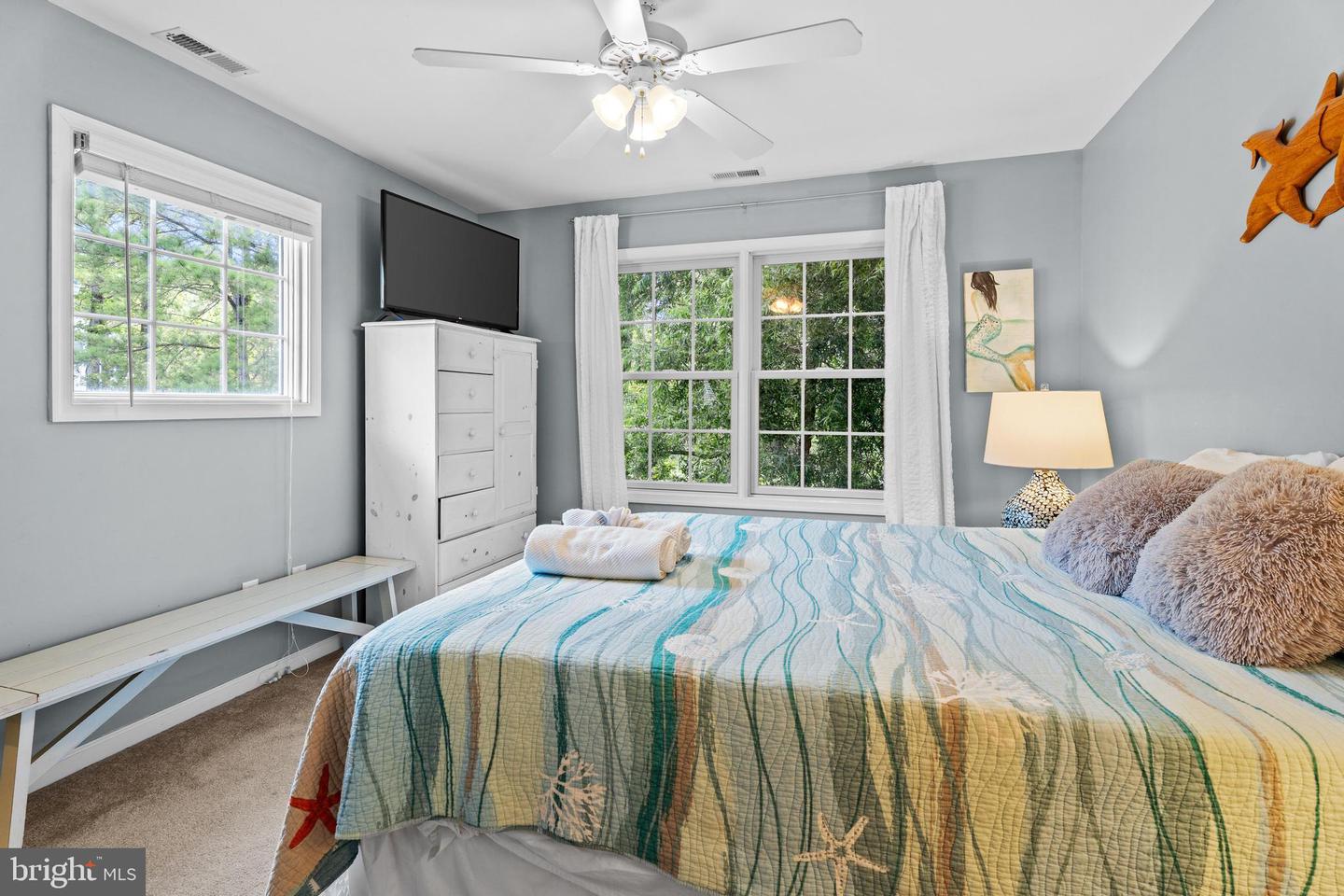 38954 Pond View Ct Property Photo 23