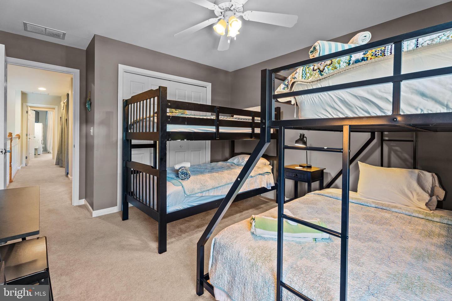 38954 Pond View Ct Property Photo 27