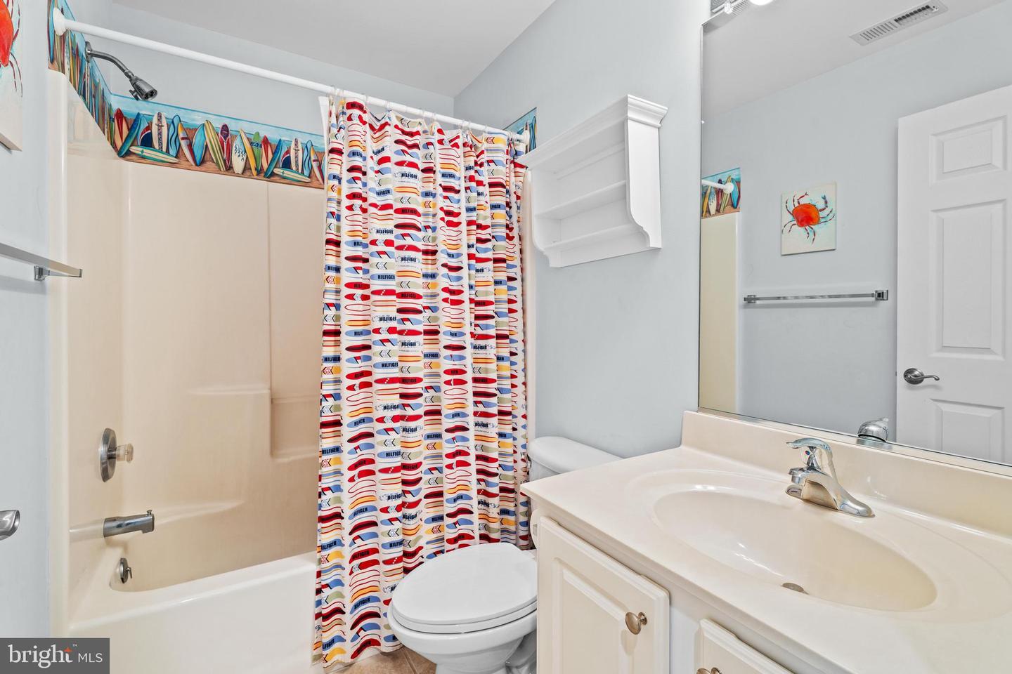 38954 Pond View Ct Property Photo 32