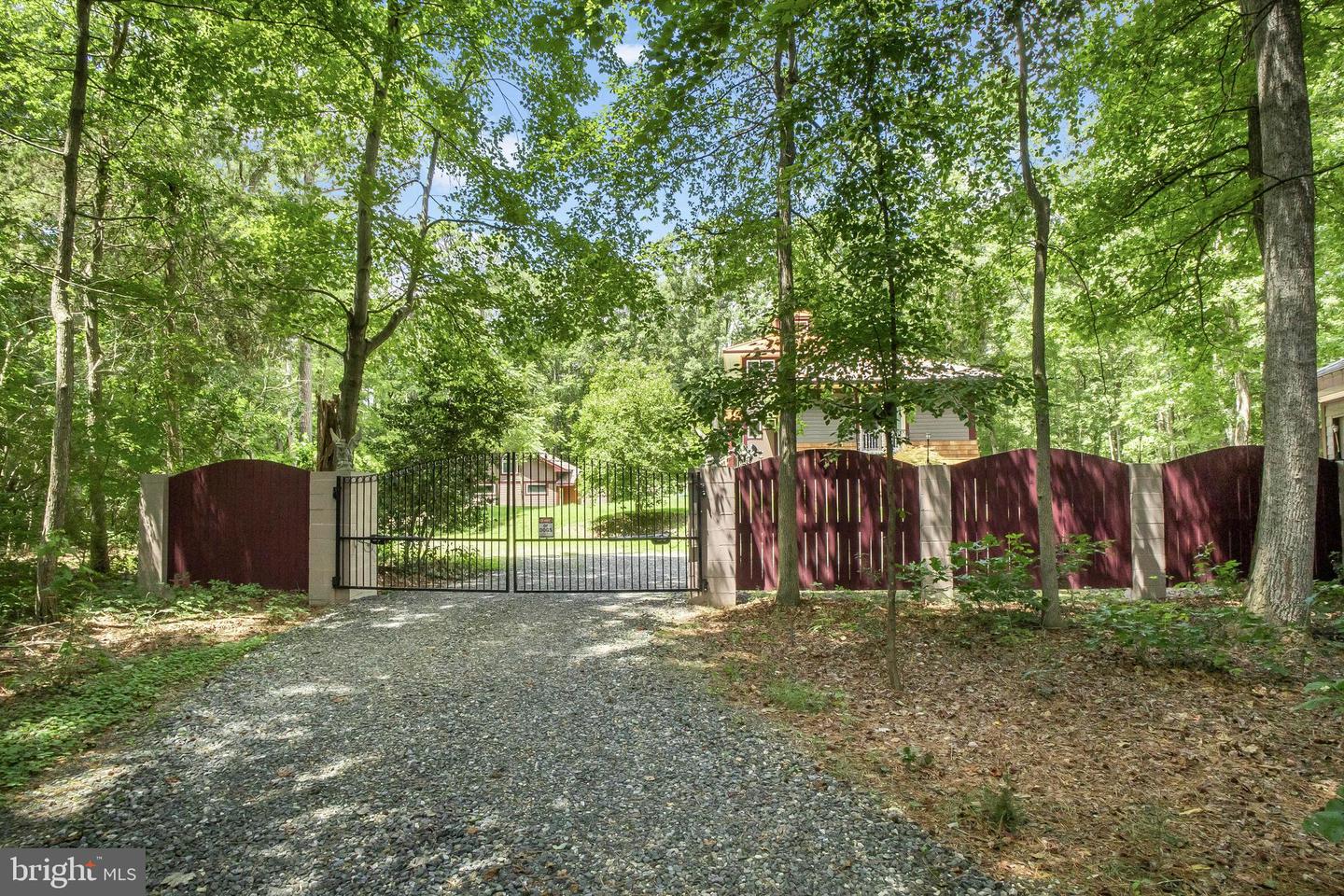 6375 Nine Foot Rd Property Photo 8
