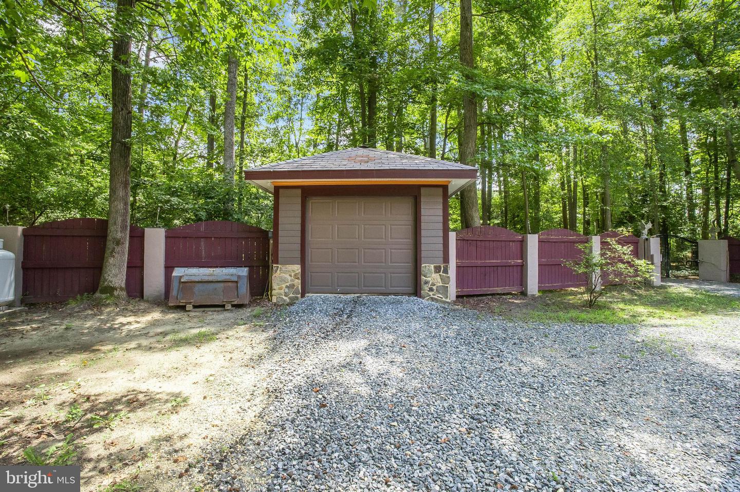 6375 Nine Foot Rd Property Photo 53