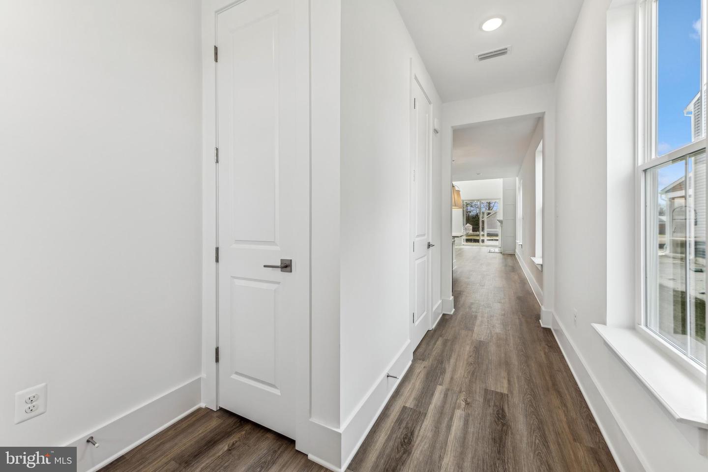 33807 Allen St Property Photo 2