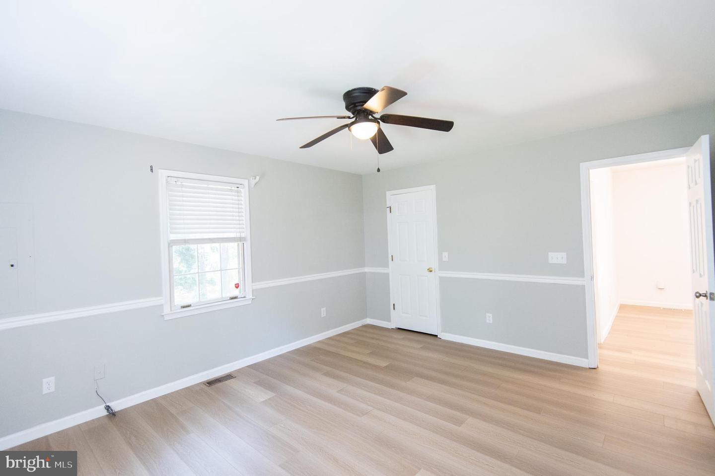 30713 River Rd Property Photo 15