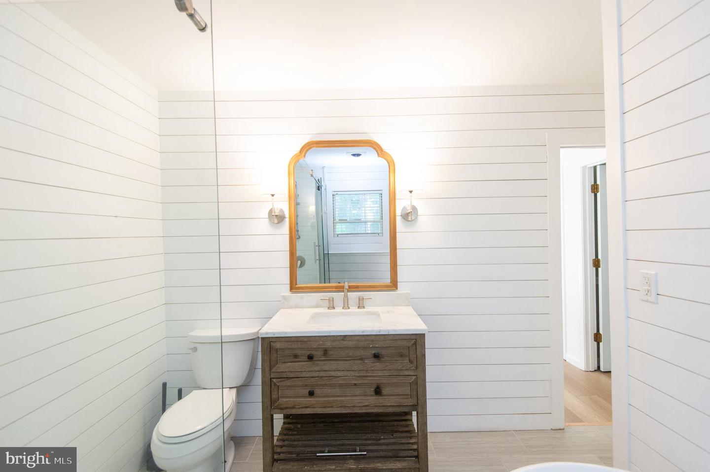 30713 River Rd Property Photo 17