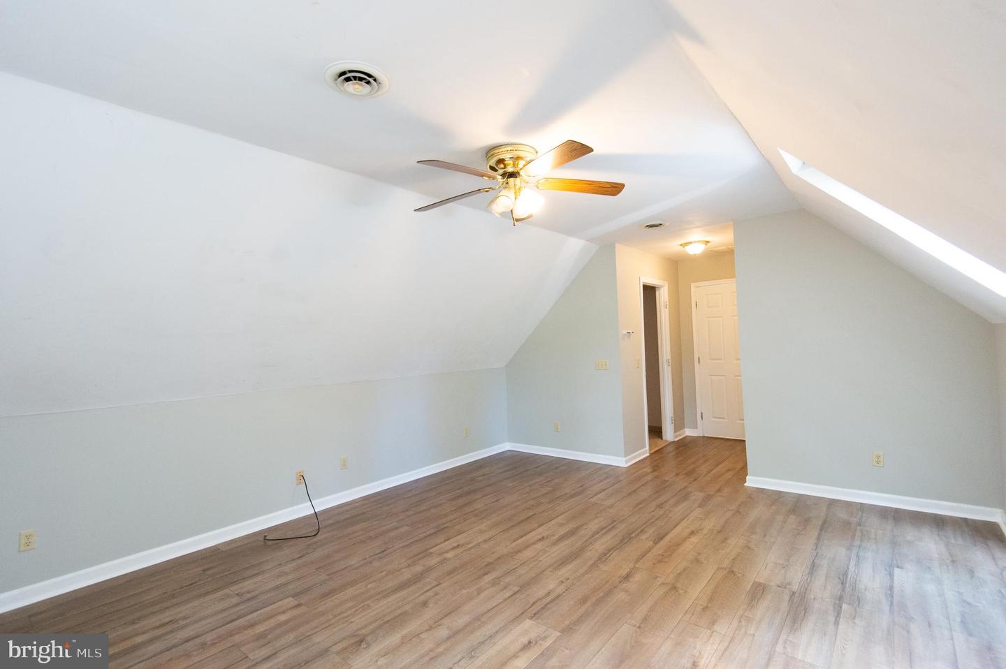 30713 River Rd Property Photo 21