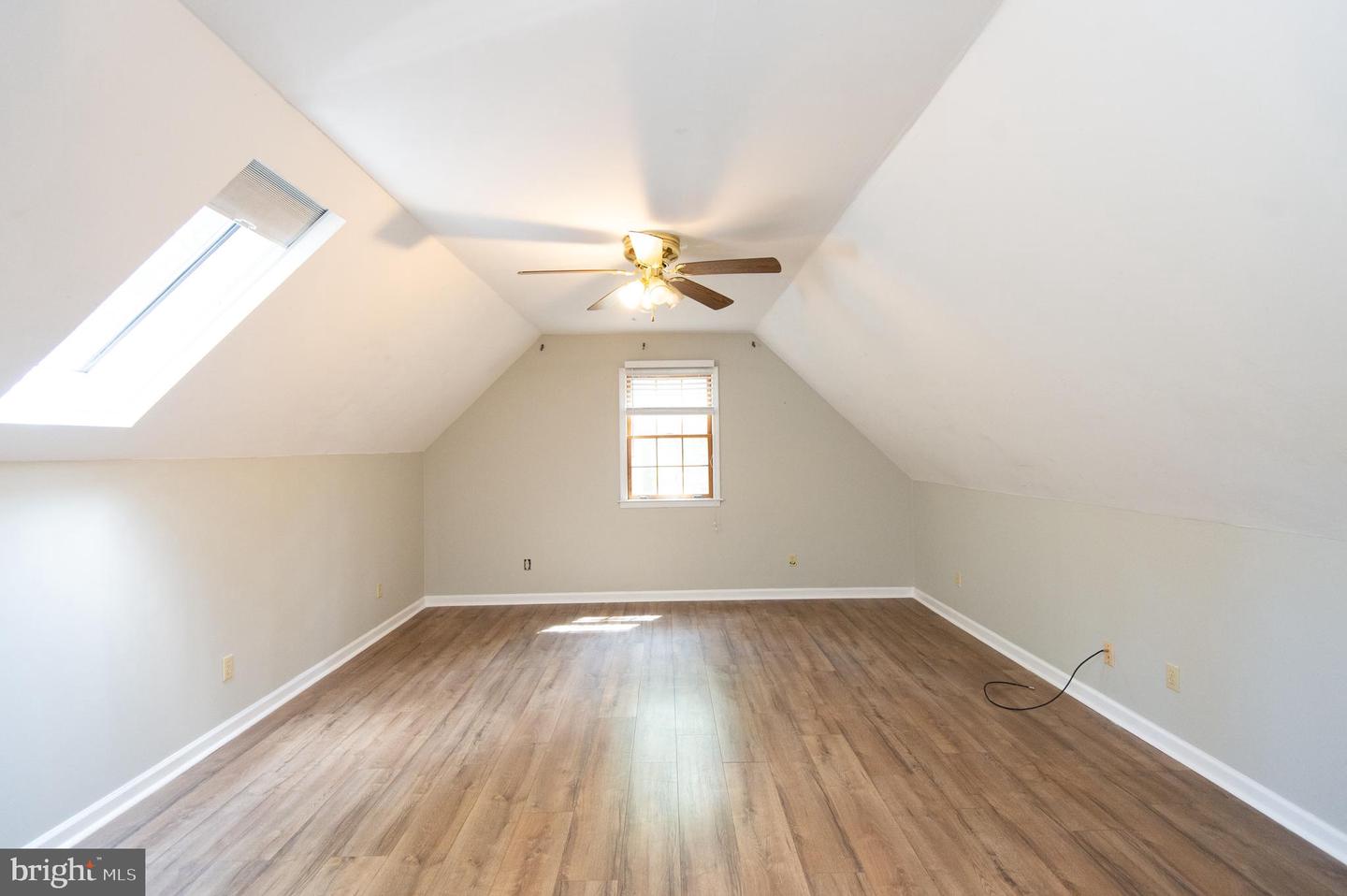 30713 River Rd Property Photo 22