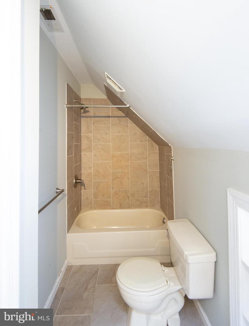 30713 River Rd Property Photo 32