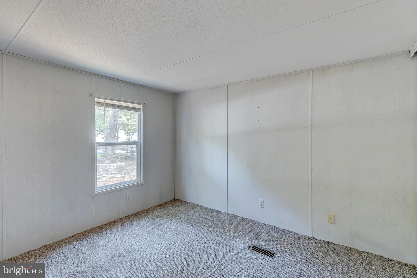 24119 Celtic St Property Photo 17