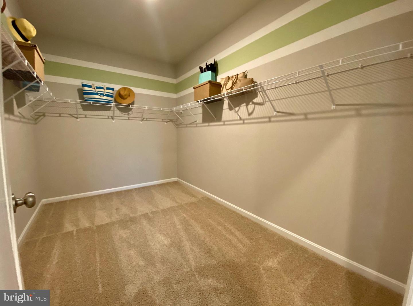 8706 Crystal Lake Dr Property Photo 21