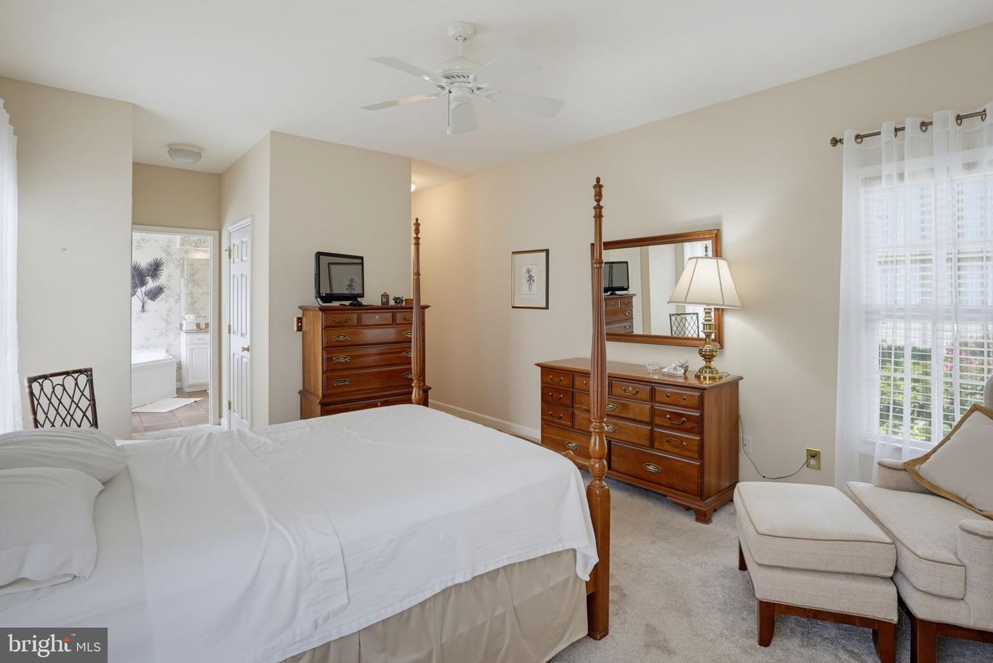 26 Kingston Ter Property Photo 4