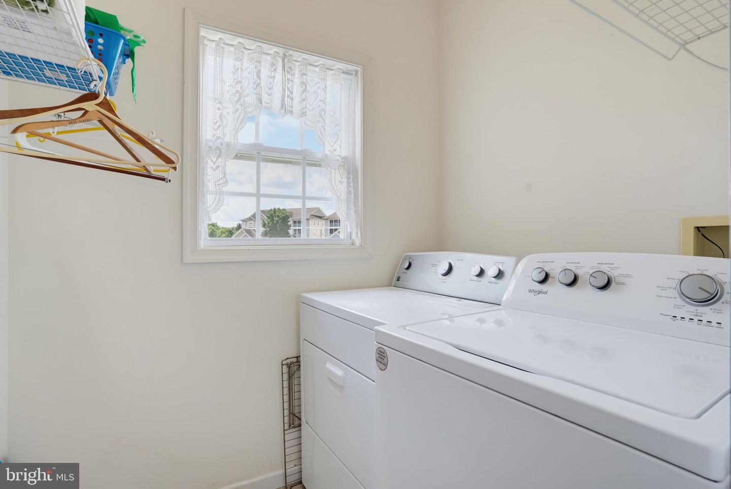26 Kingston Ter Property Photo 7