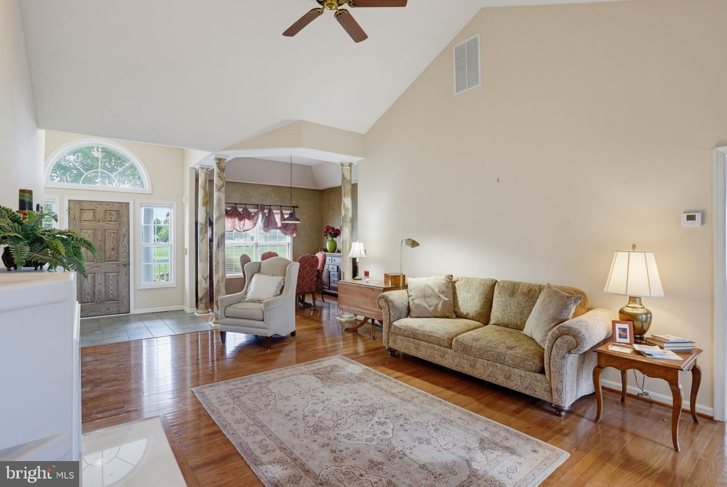 26 Kingston Ter Property Photo 15