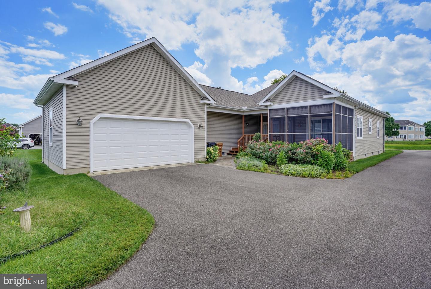 26 Kingston Ter Property Photo 35
