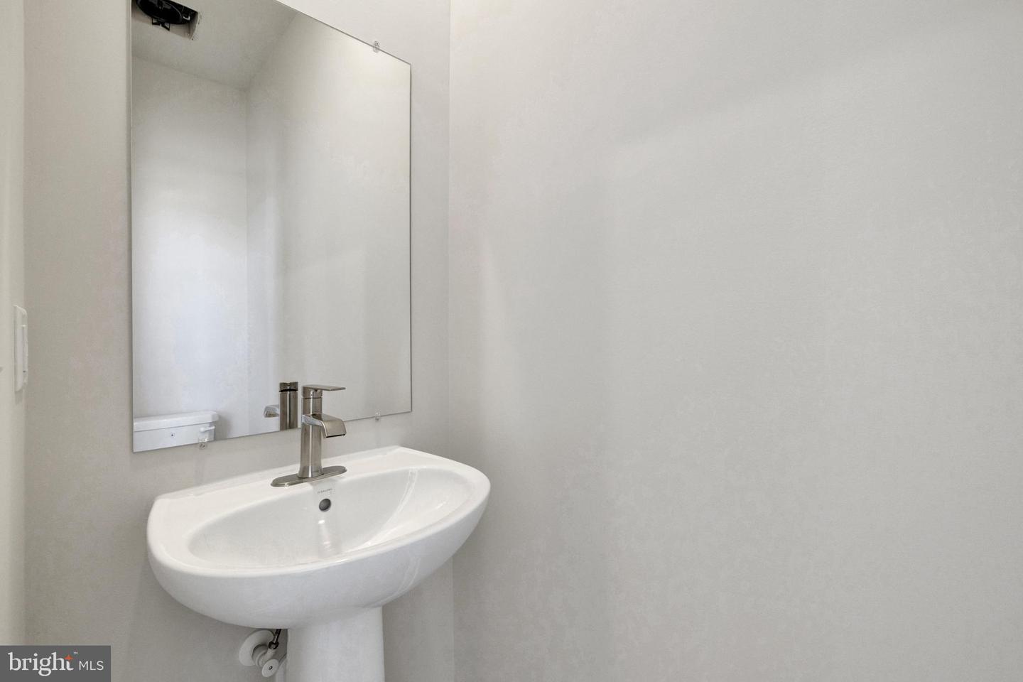 24798 Wye Mill Ln Property Photo 12