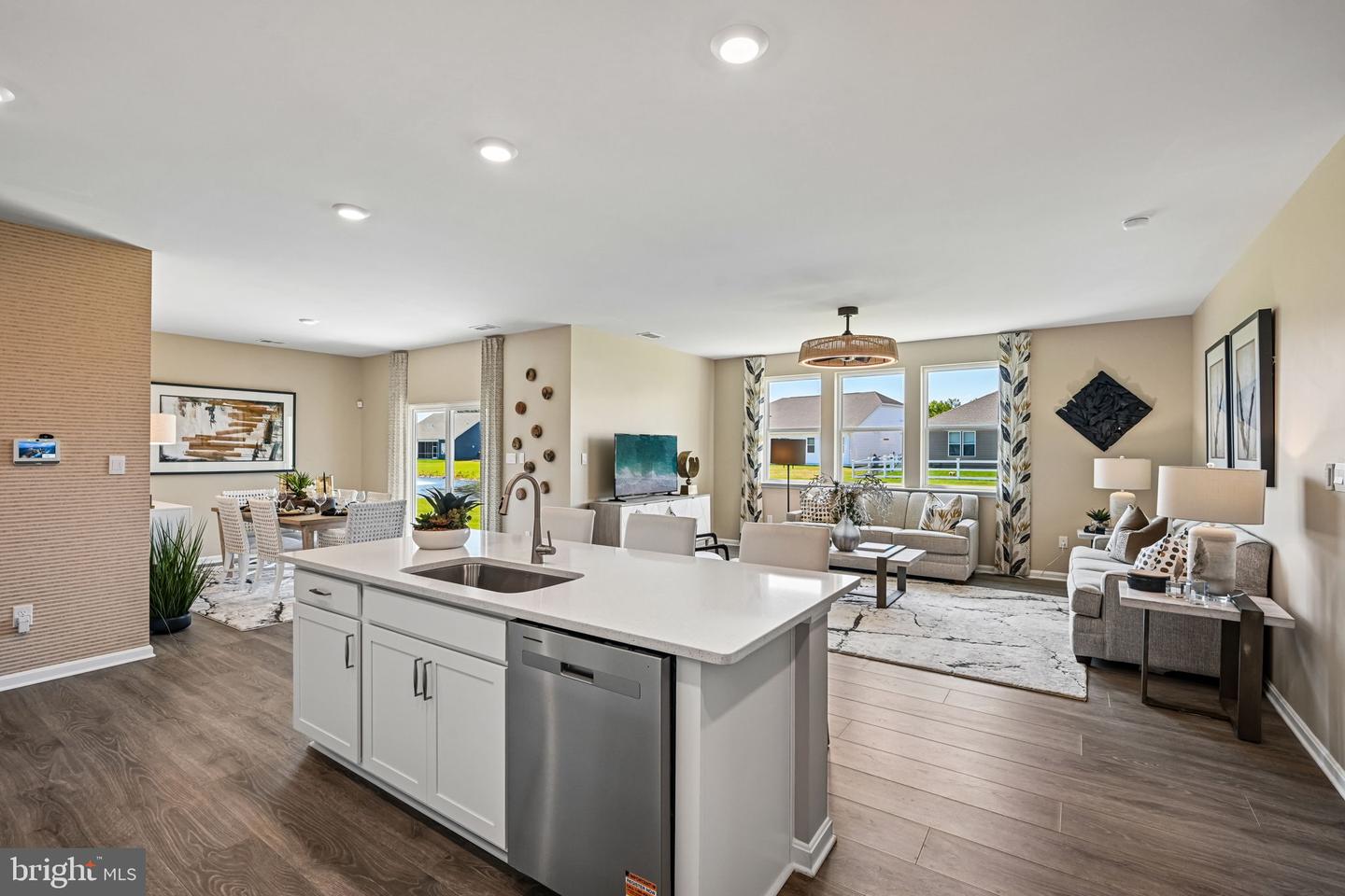 24049 West Cypress Way Property Photo 14