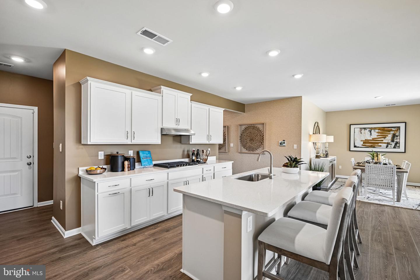 24049 West Cypress Way Property Photo 15