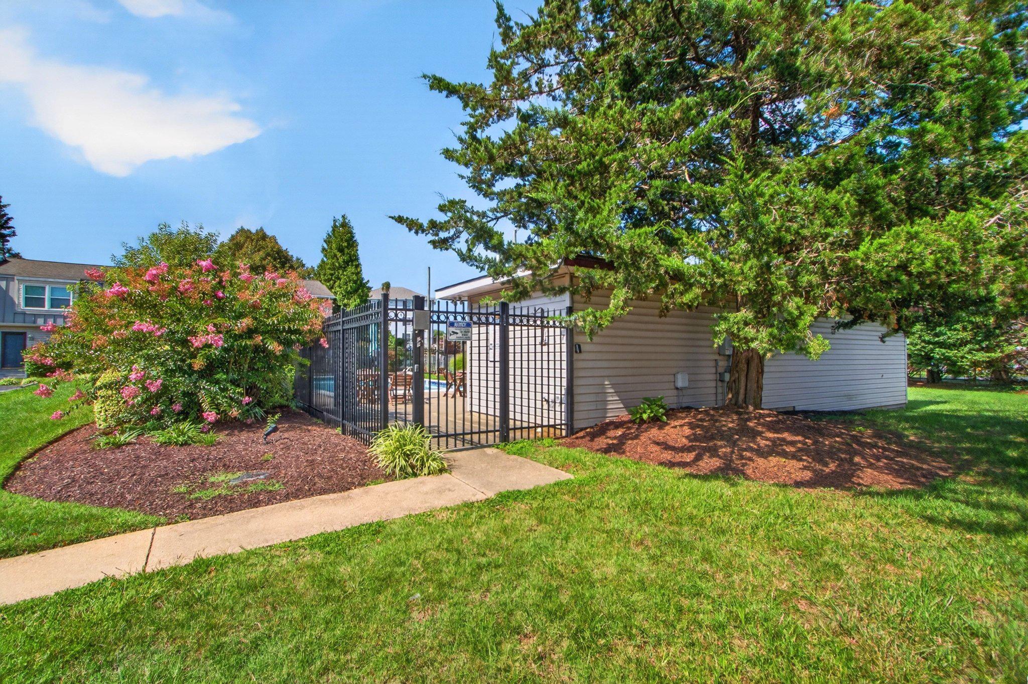 37285 Martin St #25 Property Photo 17