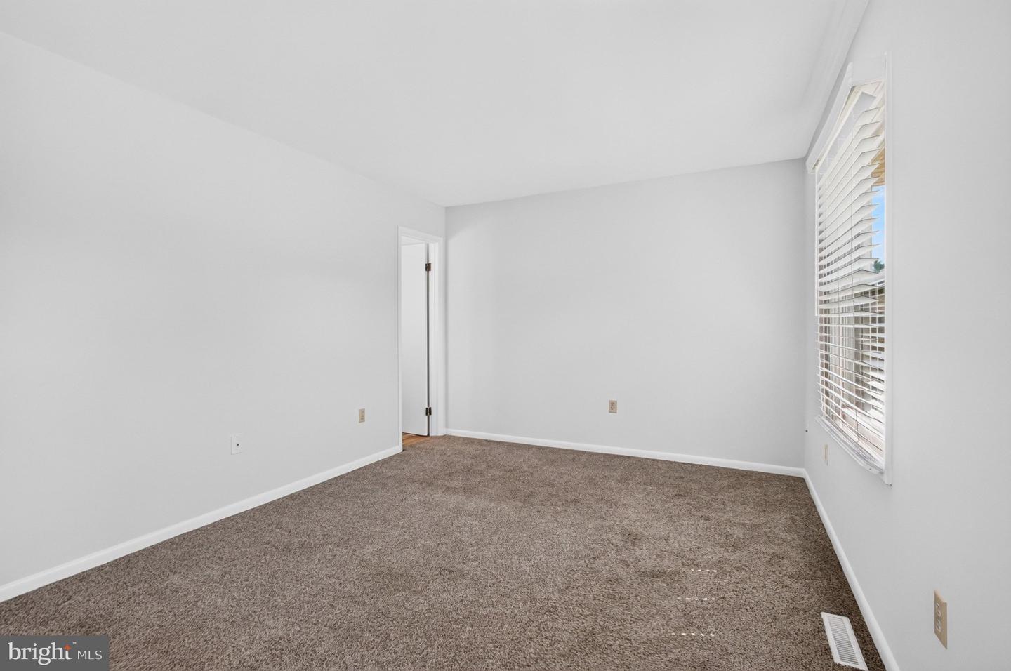 37285 Martin St #25 Property Photo 41