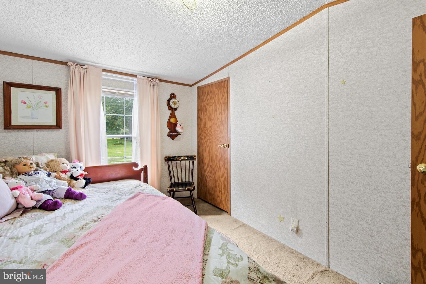 28056 Avalon Dr Property Photo 12