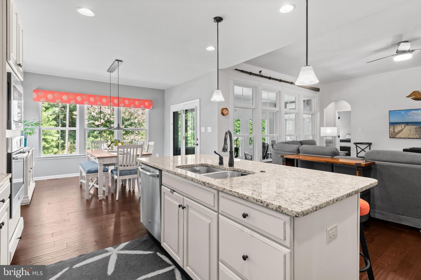 30275 Lone Palm Way Property Photo 14