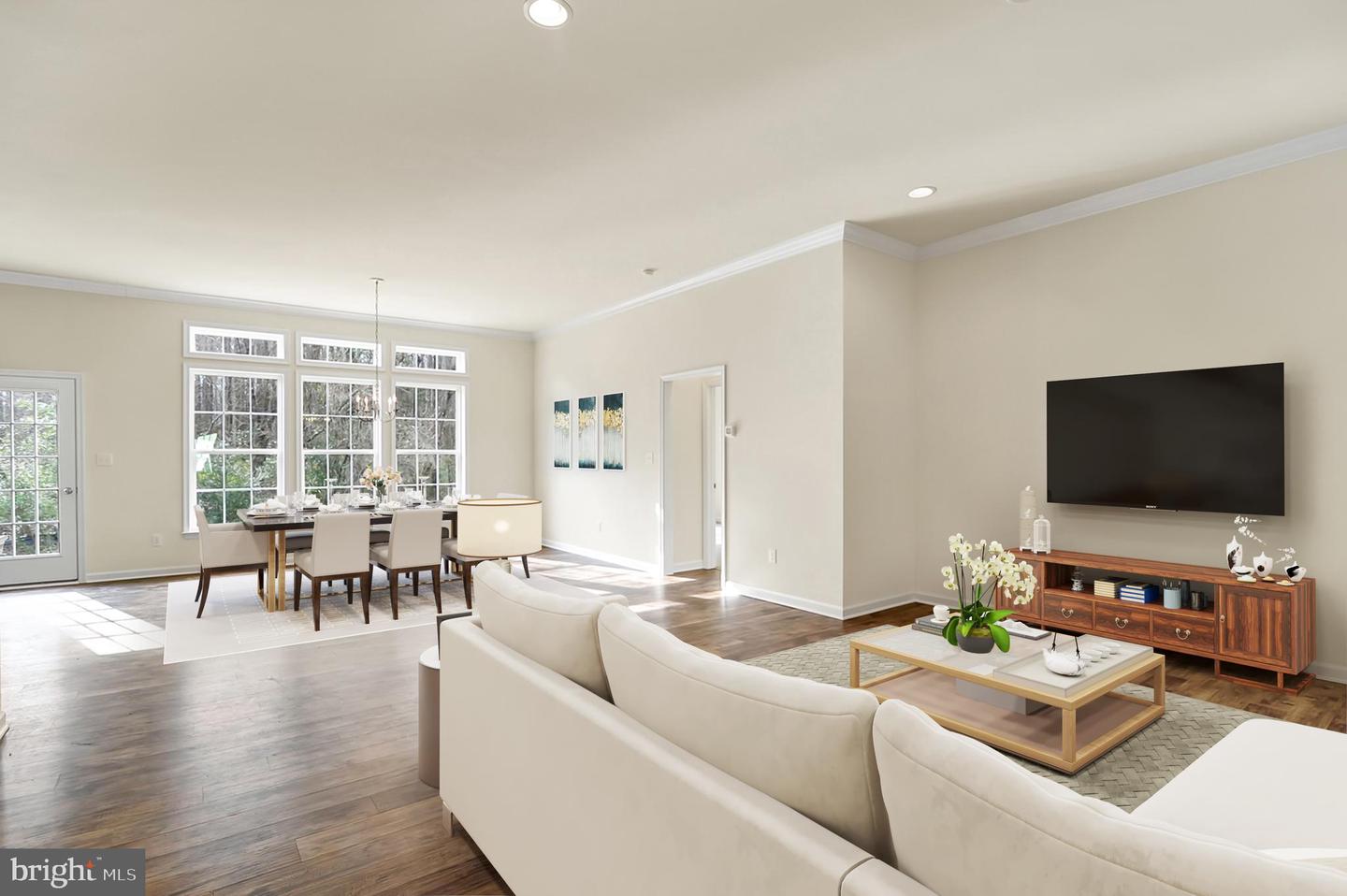 25001 Dogleg Way Property Photo 3