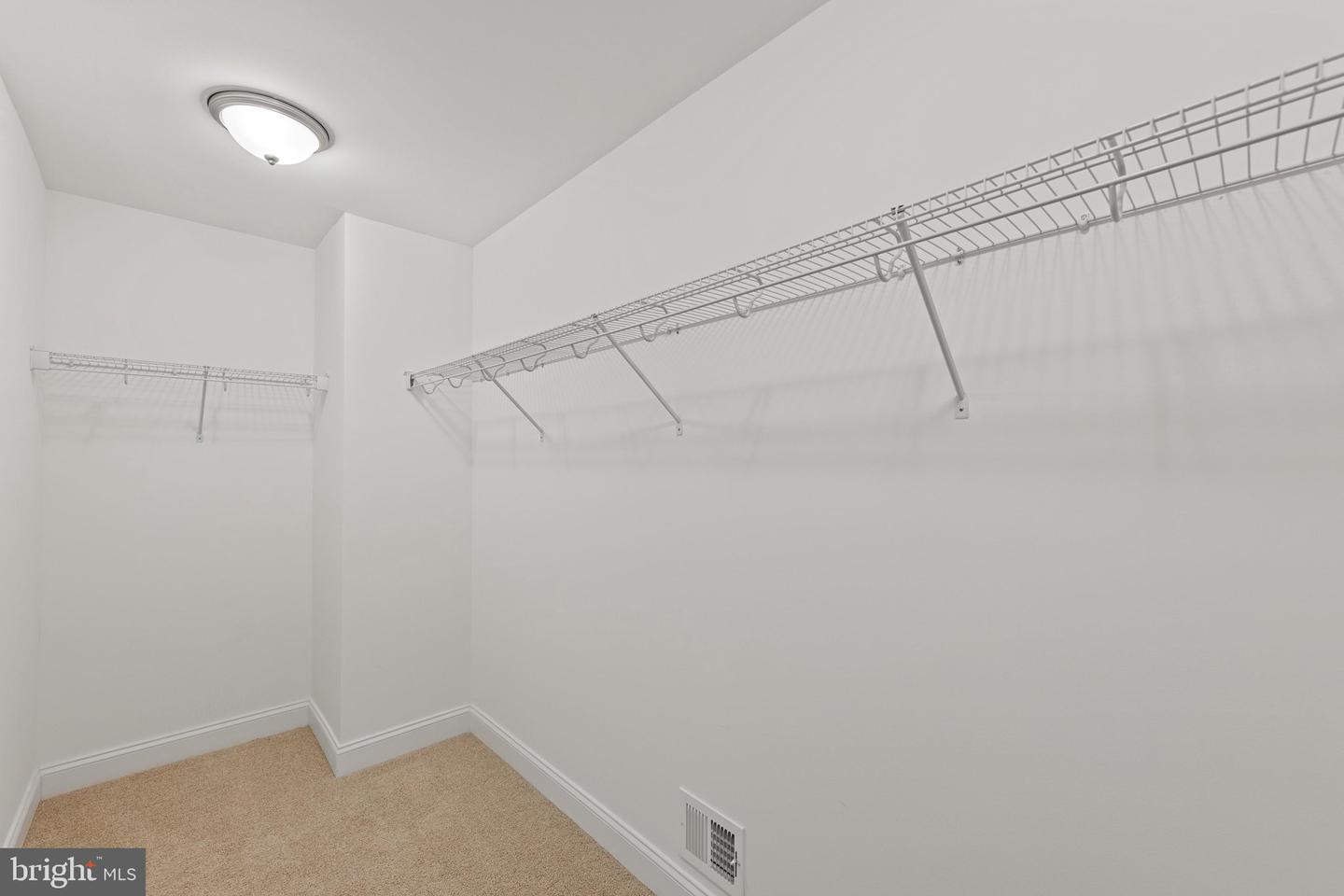 22119 Welches Way Property Photo 38