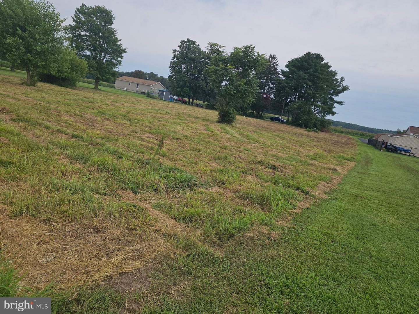 13096 Russell Rd Property Photo 2