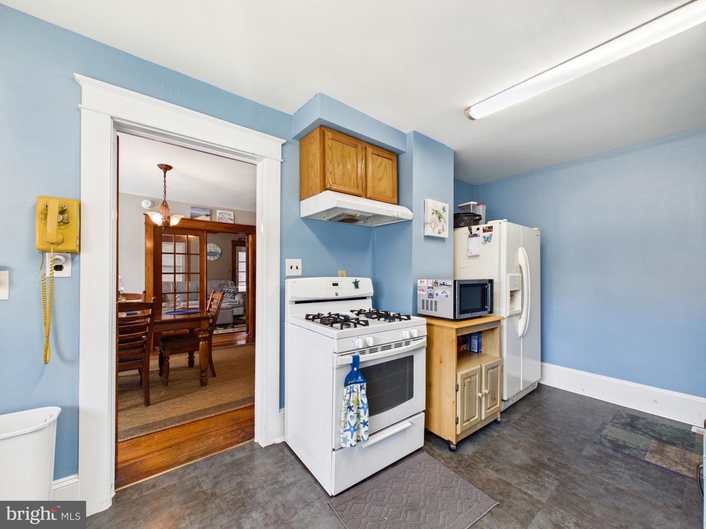 599 E Market St Property Photo 11