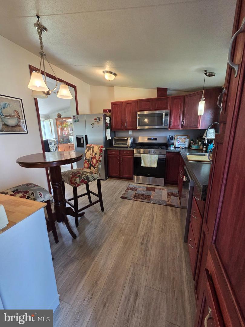 26321 Portside Ln Property Photo 6