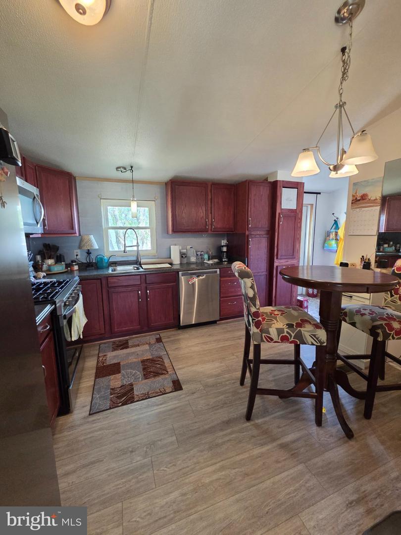 26321 Portside Ln Property Photo 7